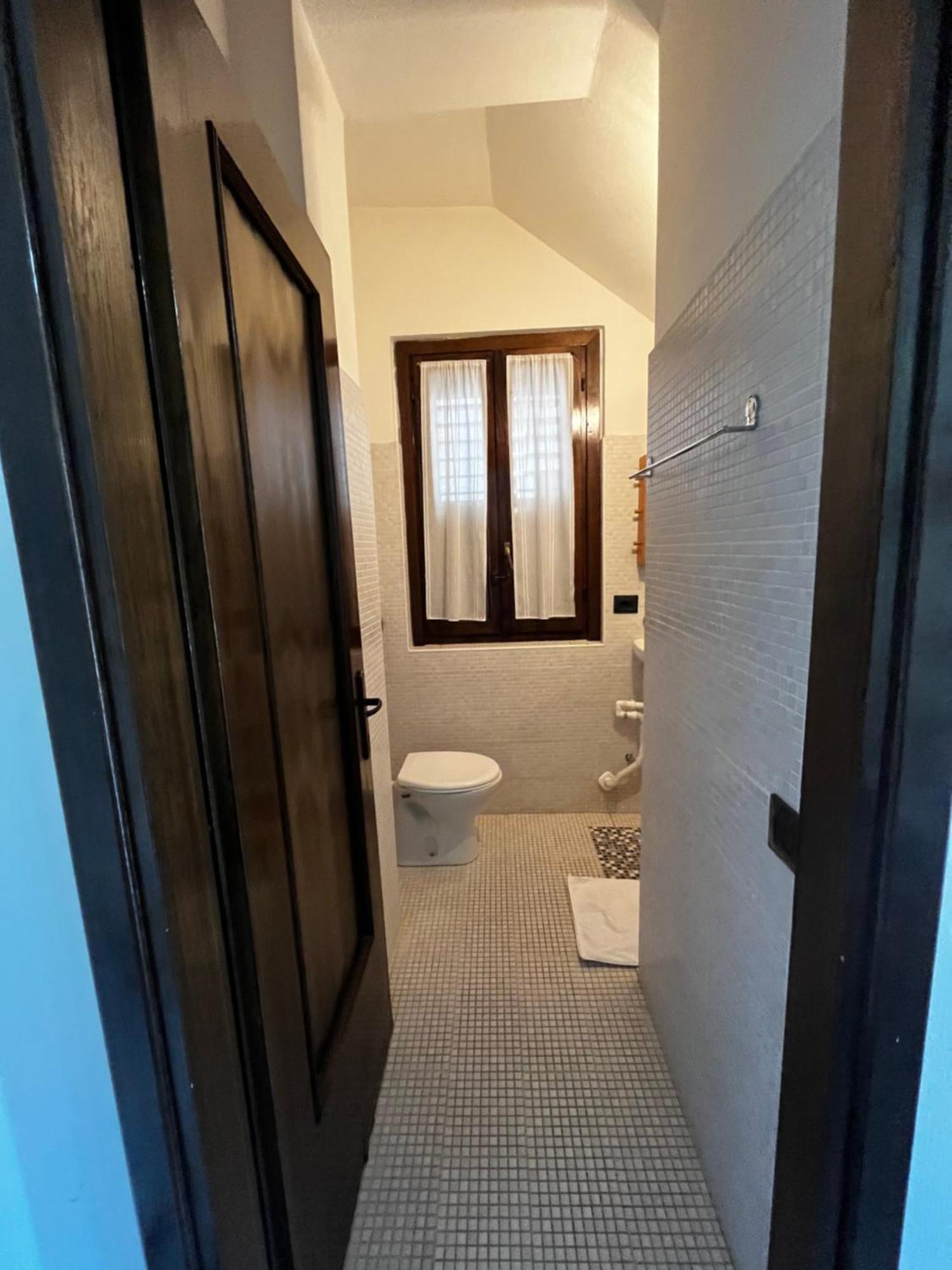 Camera Con Bagno Mirjana Cislago Екстериор снимка