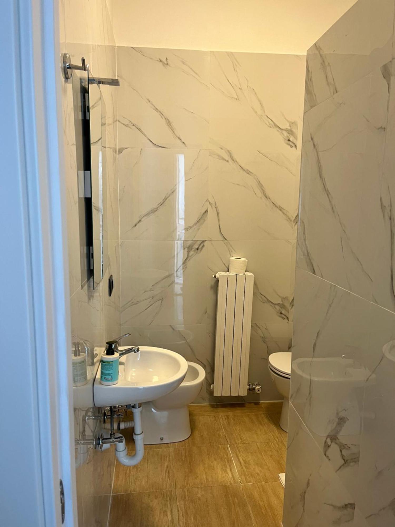 Camera Con Bagno Mirjana Cislago Екстериор снимка